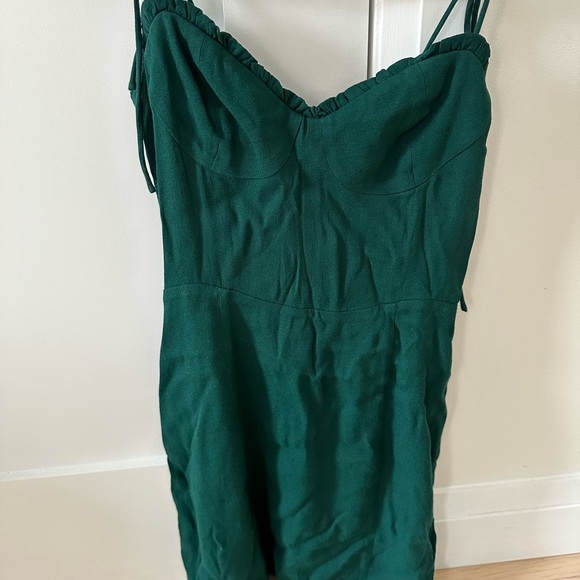 Green Fable Dress Aritzia - Picture 4 of 5